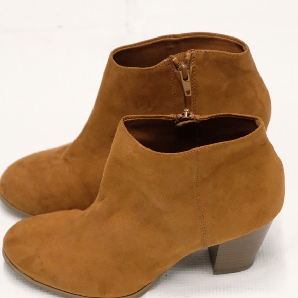 Old Navy Ankle Boots Brown Faux Suede Booties inside zipper - Picture 2 of 8
